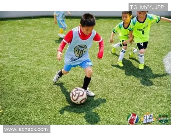 畅享百利足球下载带来的精彩赛事体验与无限乐趣 畅享百利足球下载带来的精彩赛事体验与无限乐趣